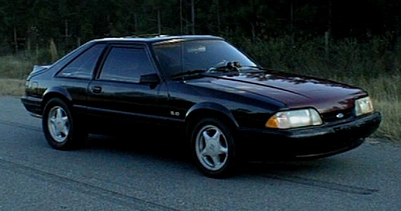  1985 Ford Mustang 