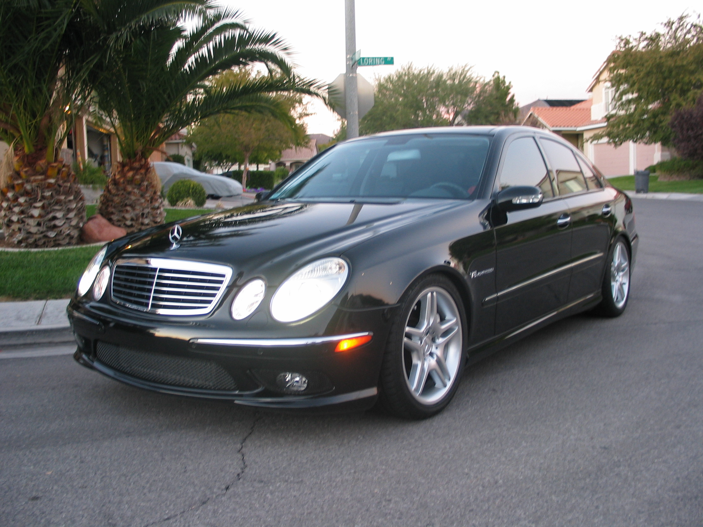[Image: 12318-2006-Mercedes-Benz-E55-AMG.jpg]