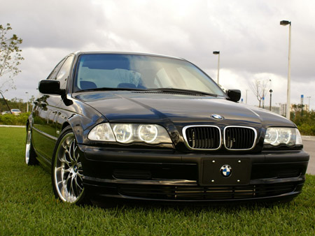 [Image: 12513-2001-BMW-325i.jpg]