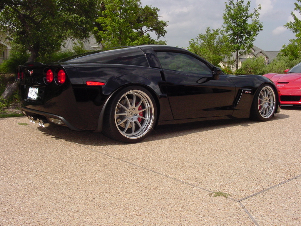 13984-2007-Chevrolet-Corvette.jpg