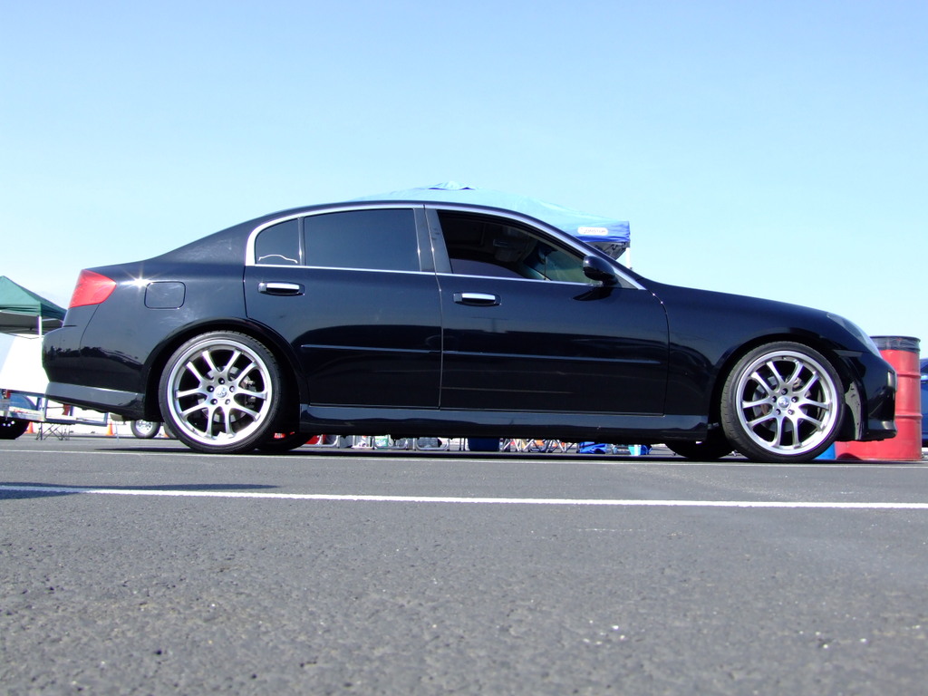Click HERE to view any videos, mods or upgrades to this Infiniti G35 Sedan 6 