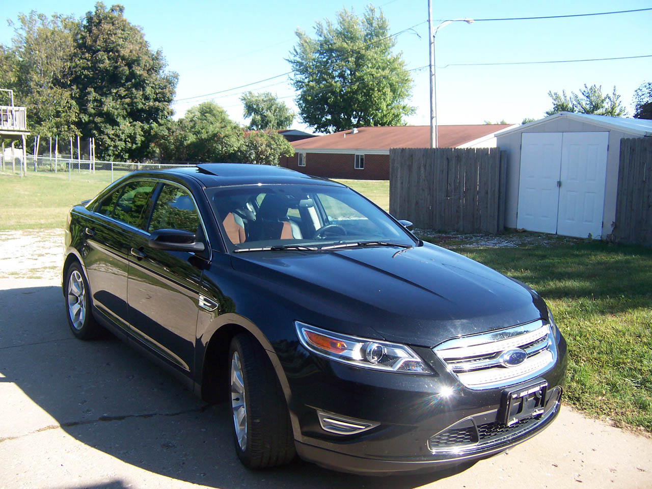 2010 Black Ford Taurus SHO picture, mods, upgrades