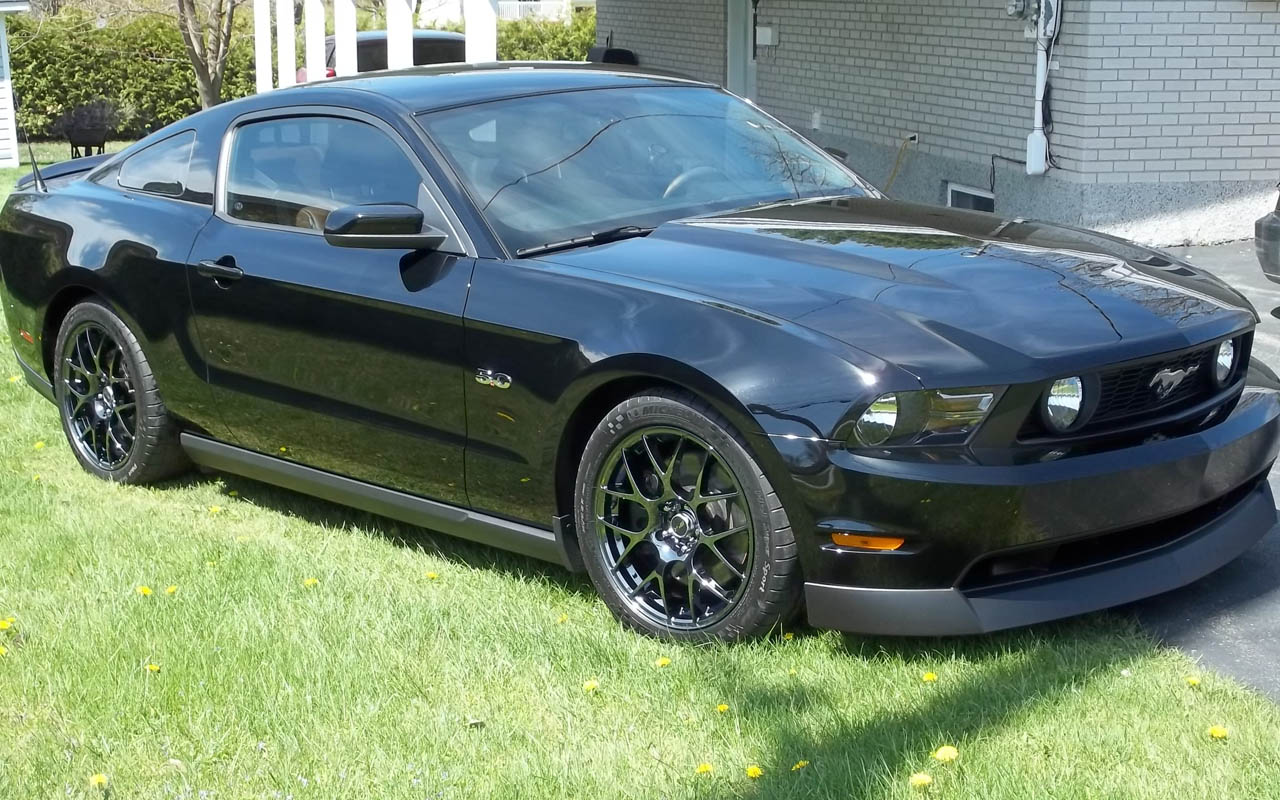 2011 noir Ford Mustang GT picture, mods, upgrades