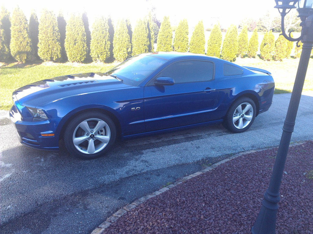 Deep Impact Blue 2013 Ford Mustang GT Premium