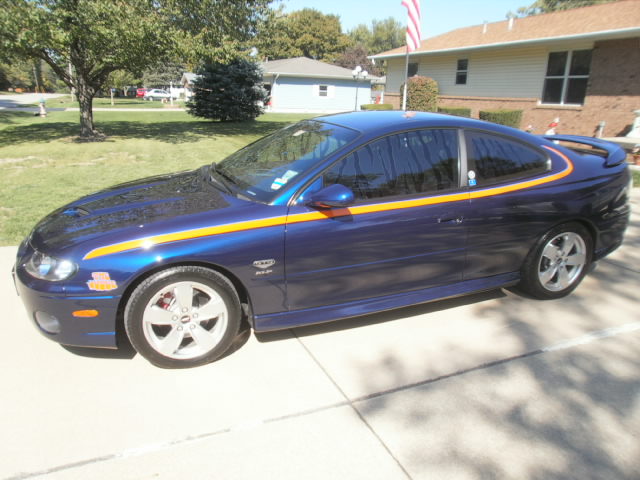 2005 Midnight Blue Pontiac GTO  picture, mods, upgrades