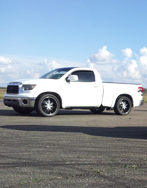 2008 Toyota Tundra RCSB 5.7 1/4 mile trap speeds 0-60 - DragTimes.com