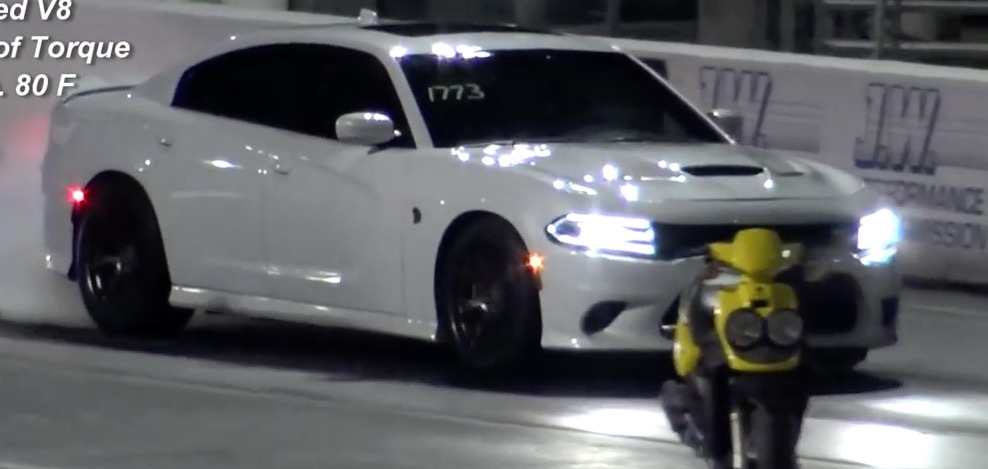 2016  Dodge Charger Hellcat  picture, mods, upgrades
