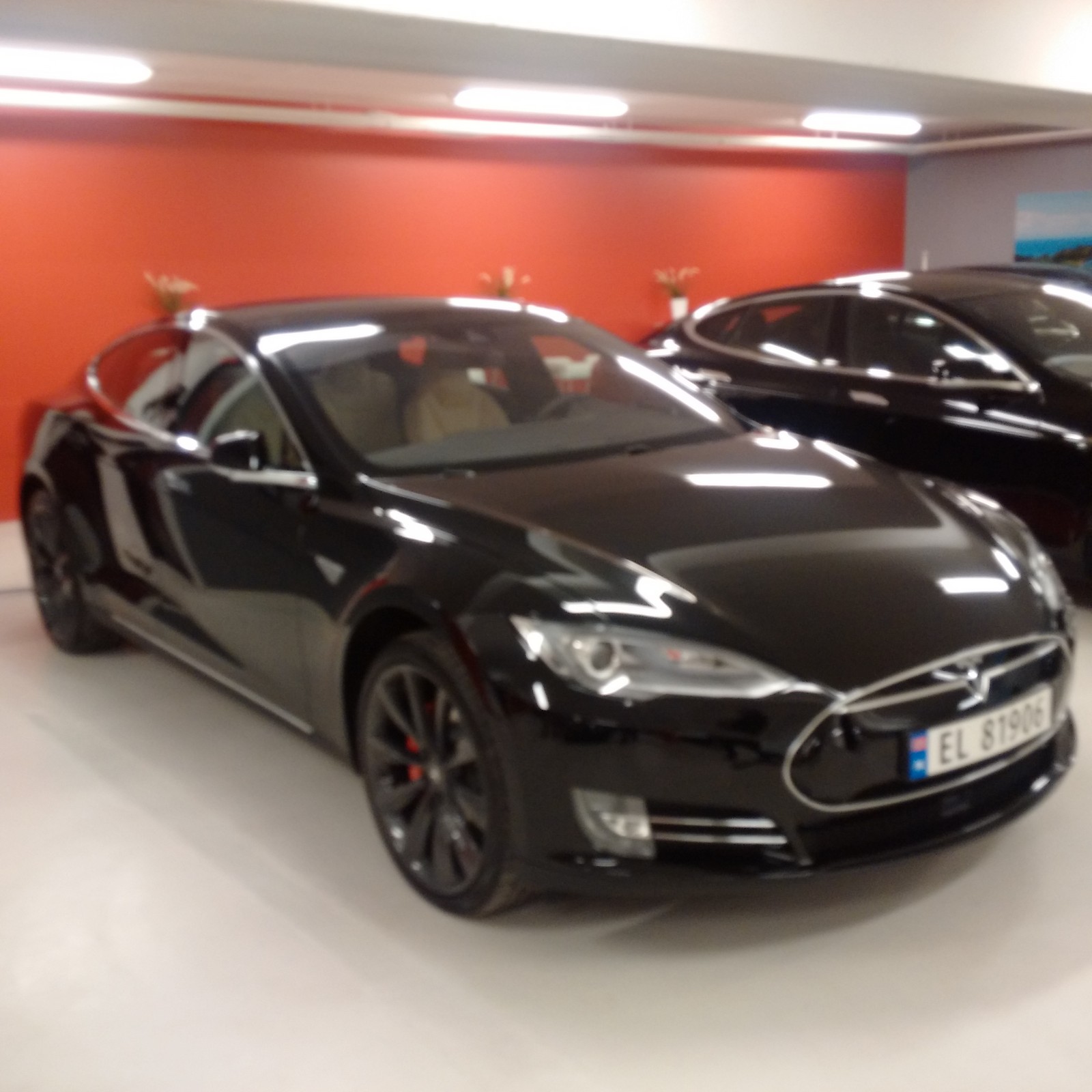 Black 2015 Tesla Model S P90D Ludicrous