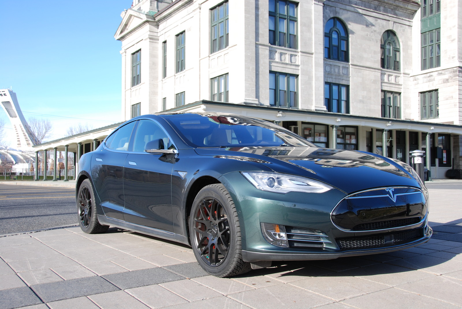 2014 Dark Green Tesla Model S P85DL picture, mods, upgrades
