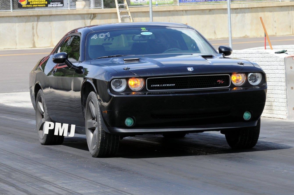 2010 Brilliant Black Dodge Challenger RT picture, mods, upgrades