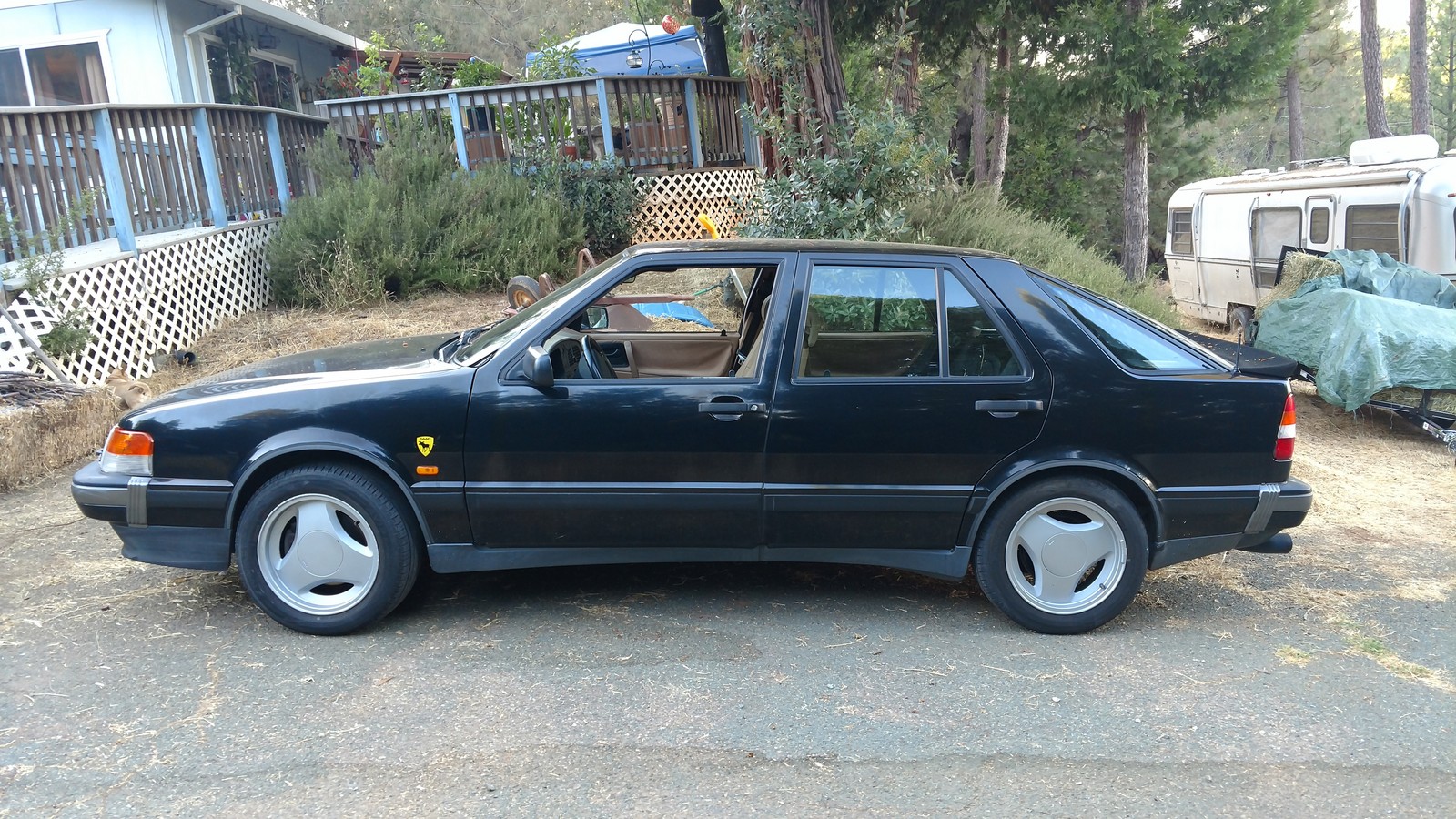 Black 1992 Saab 9000 Turbo