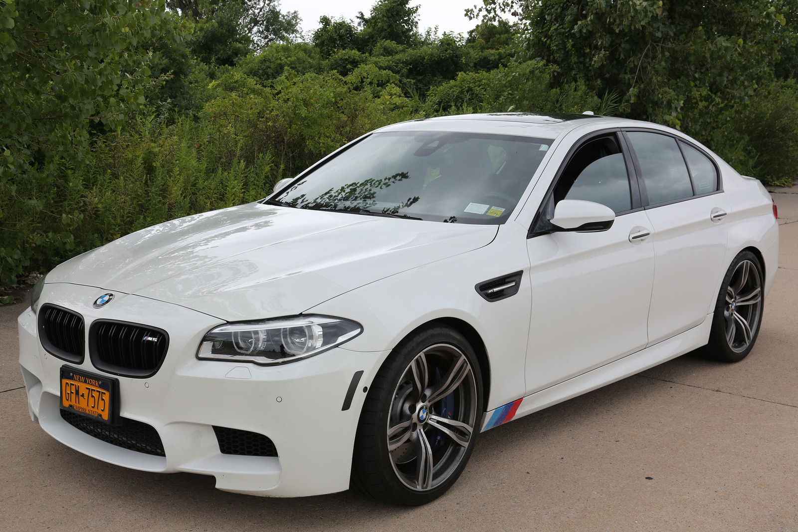Alpine White 2014 BMW M5 Competition Package