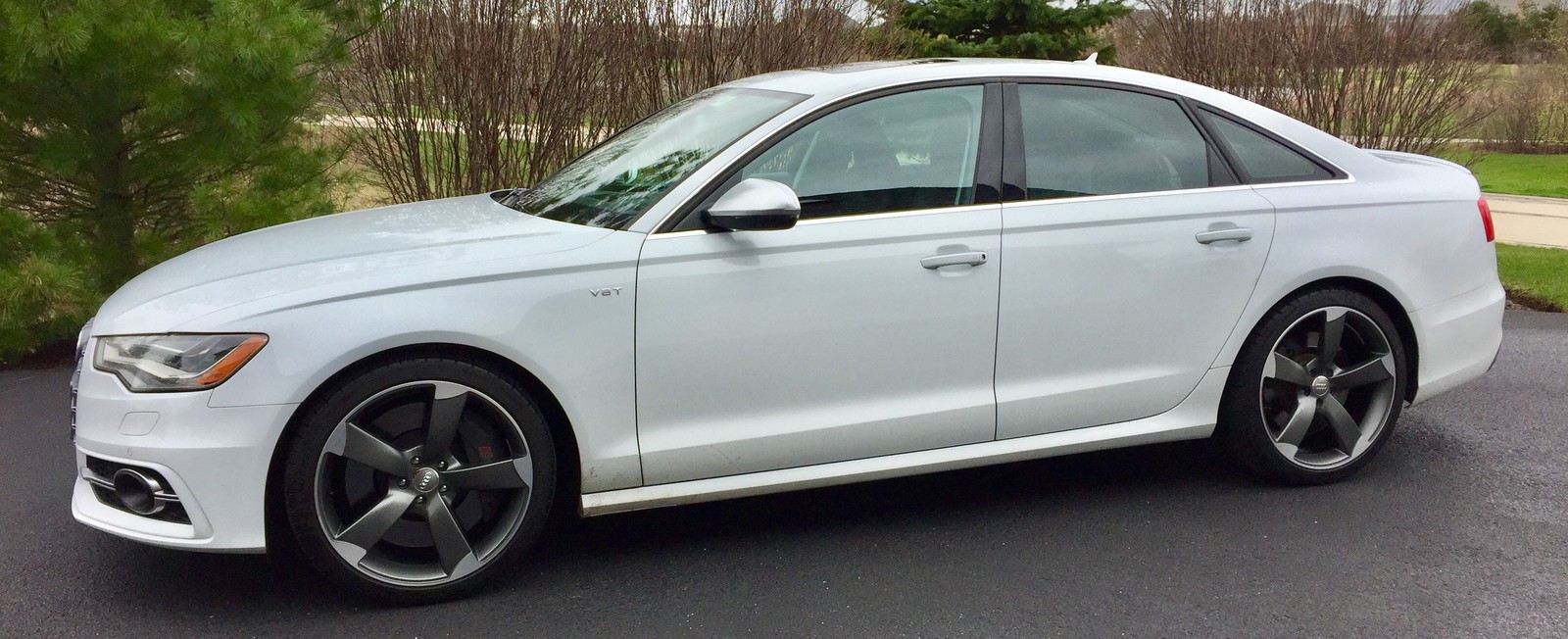 White 2013 Audi S6 