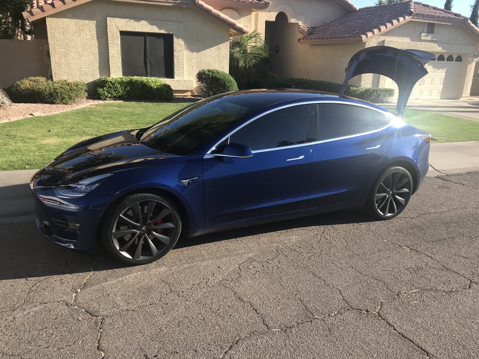 2020 Deep Blue Metallic  Tesla Model 3 Performance  picture, mods, upgrades