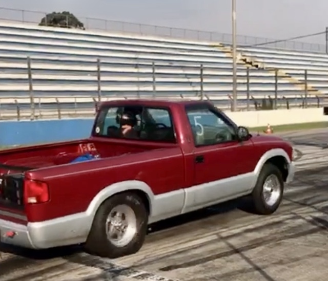 Red/Silver 1995 Chevrolet S10 Pickup LS