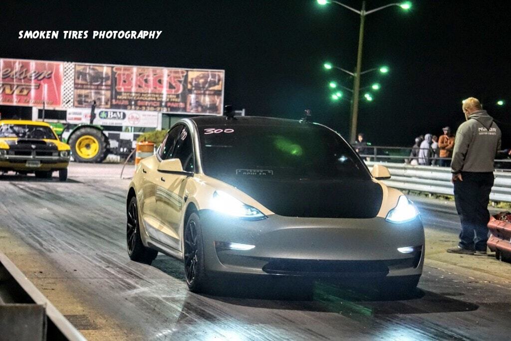 2020 Glossy Ivory Tesla Model 3 Long Range AWD  picture, mods, upgrades