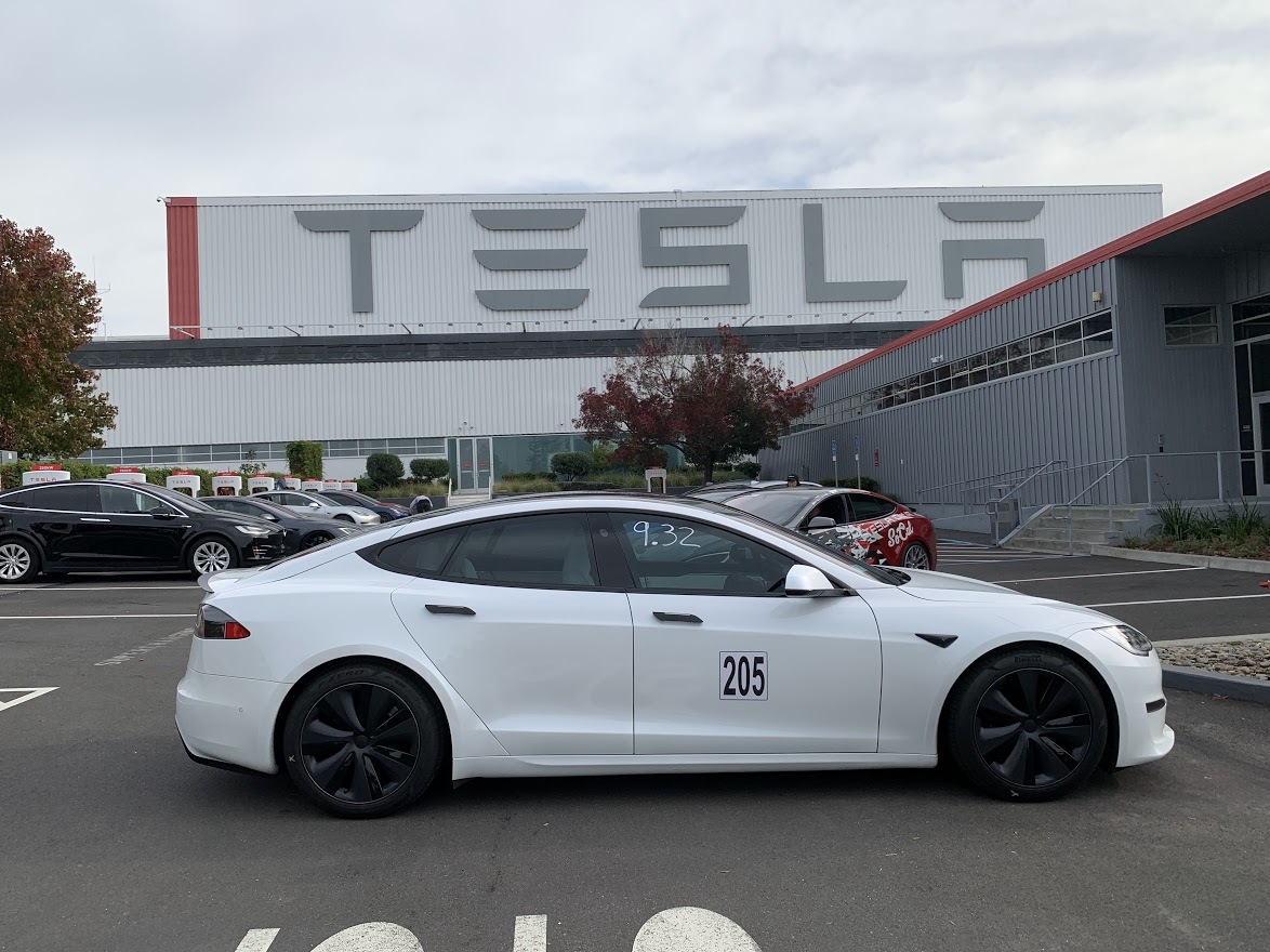 Pearl White 2021 Tesla Model S Plaid