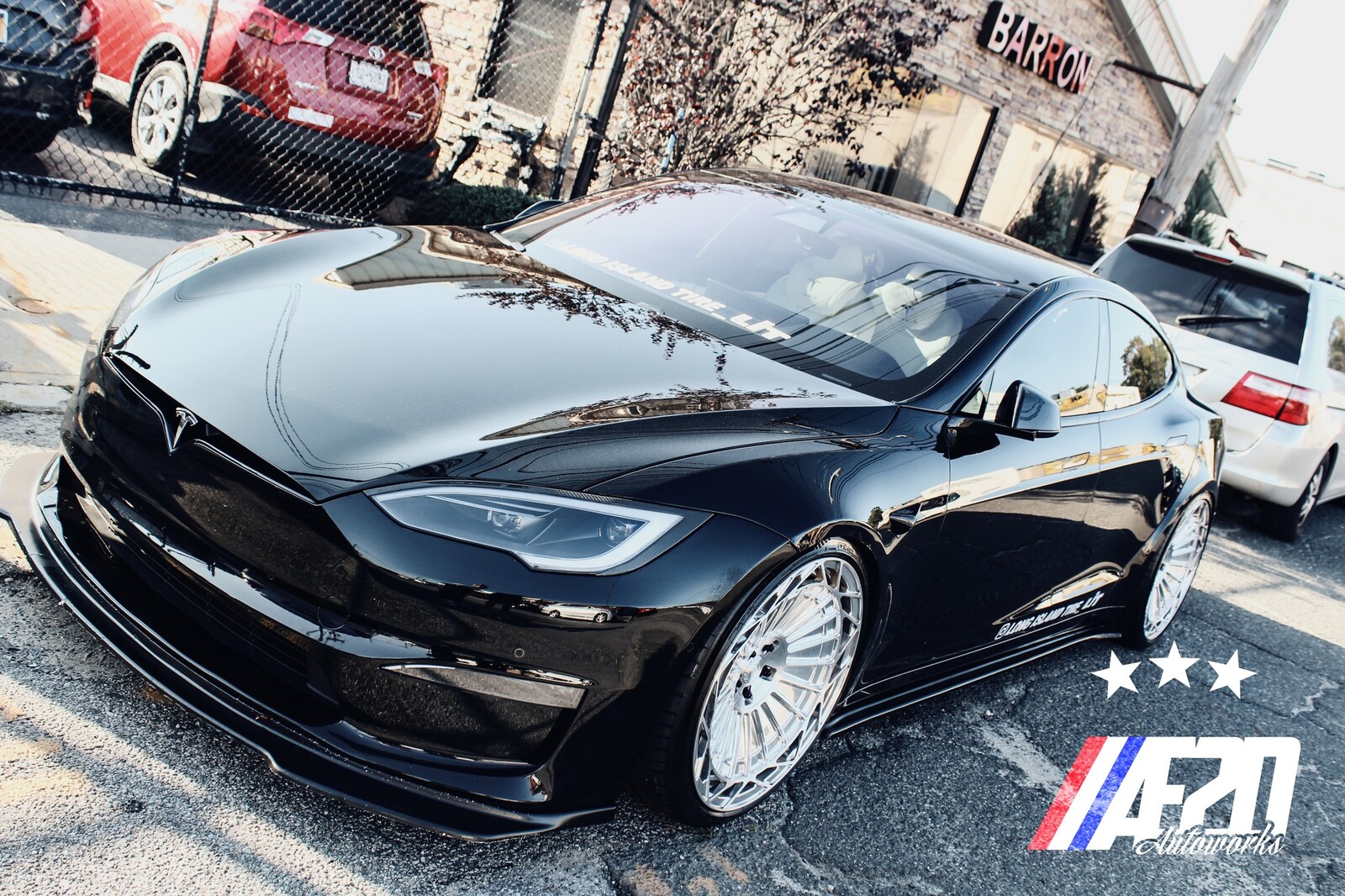 2022 black Tesla Model S plaid picture, mods, upgrades