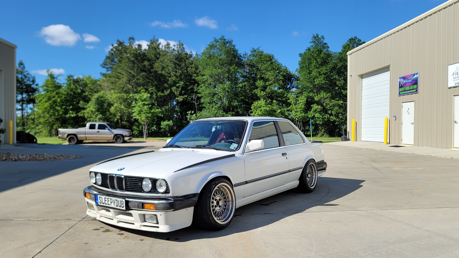 White 1987 BMW 325is 