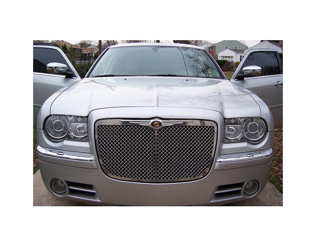 2005  Chrysler 300 C picture, mods, upgrades