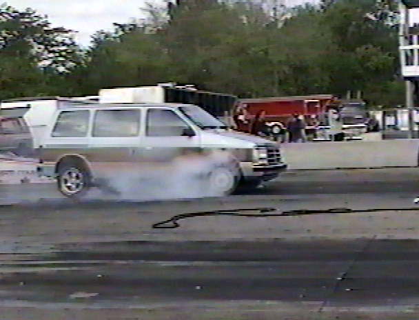  1989 Dodge Caravan Mini Van