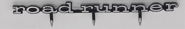1972 road runner grille emblem.  3573534