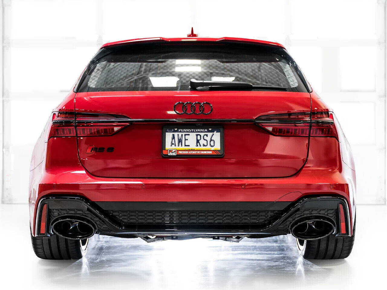 AWE Tuning 21-23 Audi RS6/RS7 SwitchPath Catback Exhaust - Diamond Black Tip