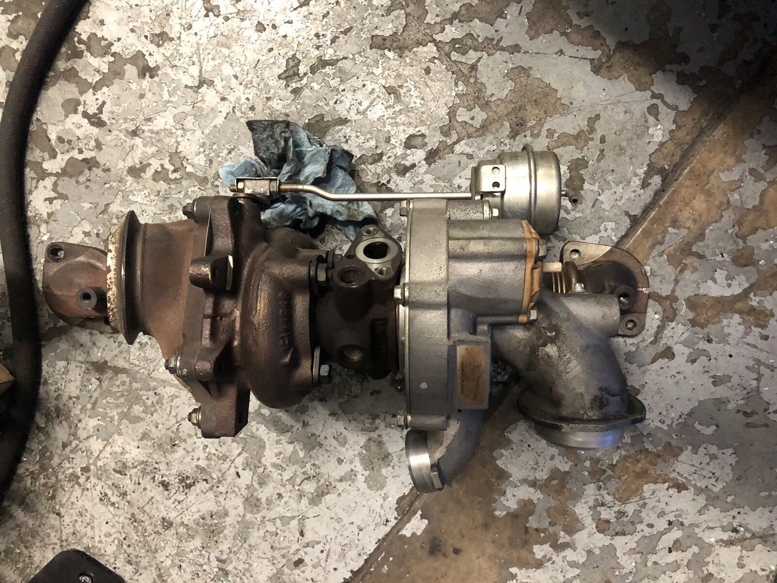 2005 Mercedes Benz S600, CL600, SL600, Turbocharger With Exhaust Manifold.