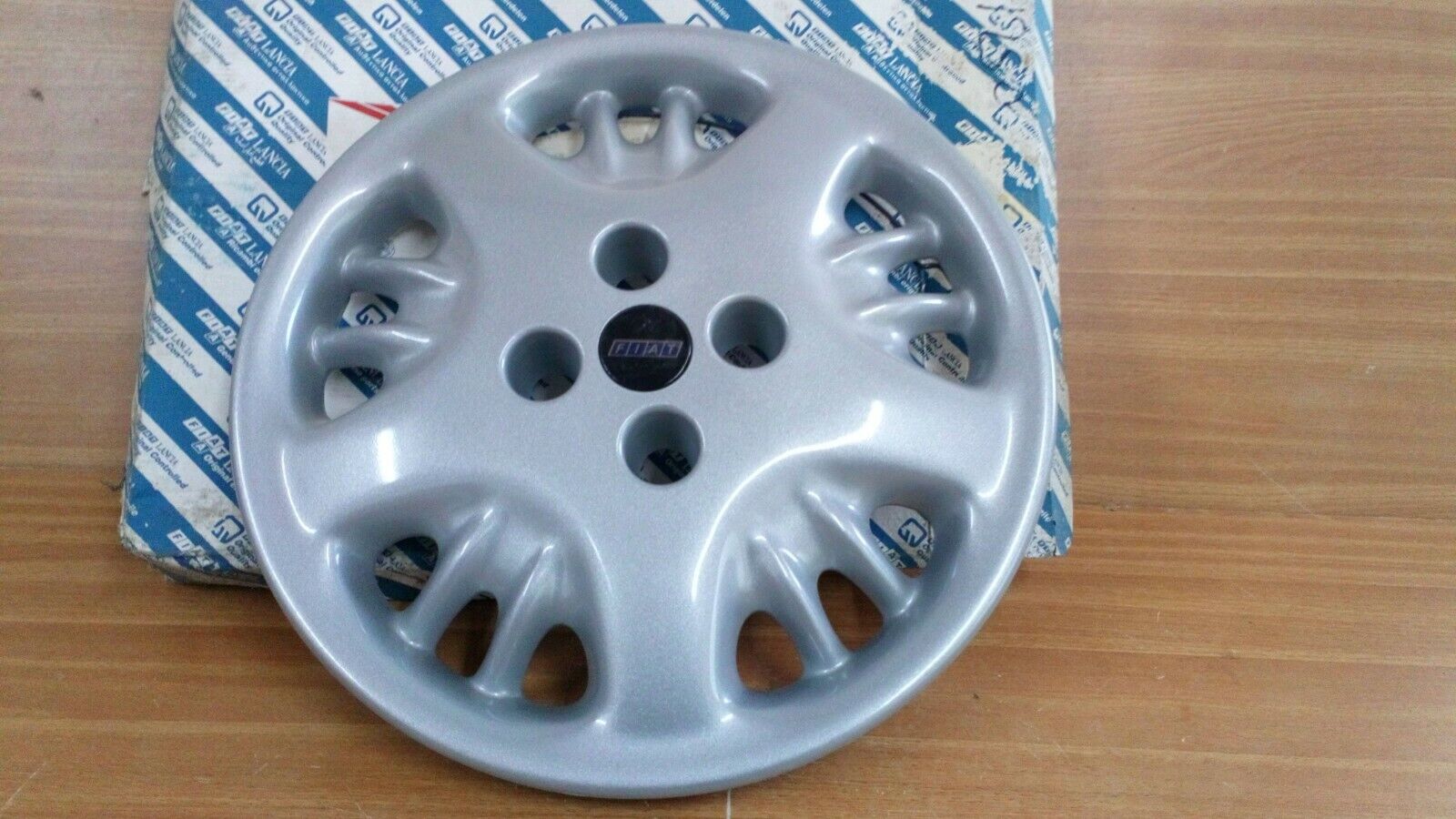 Wheel Hub Cap fits Fiat Bravo 7791250 Genuine