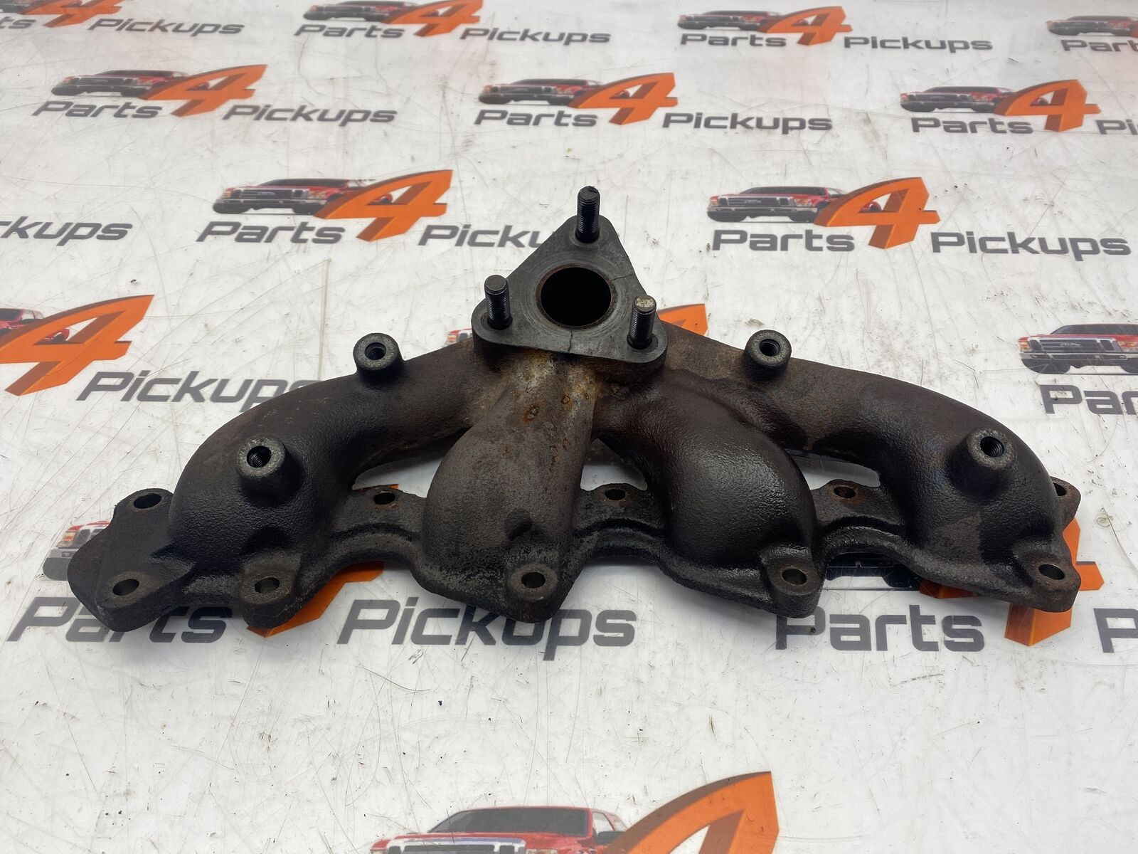 Mitsubishi L200 Exhaust manifold part number 1555A143  2006-2015 