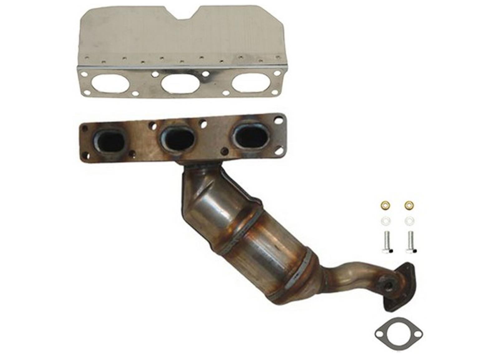 Rear Catalytic Converter W/ Exhaust Manifold Fits BMW 525I 2001-2003 2.5L