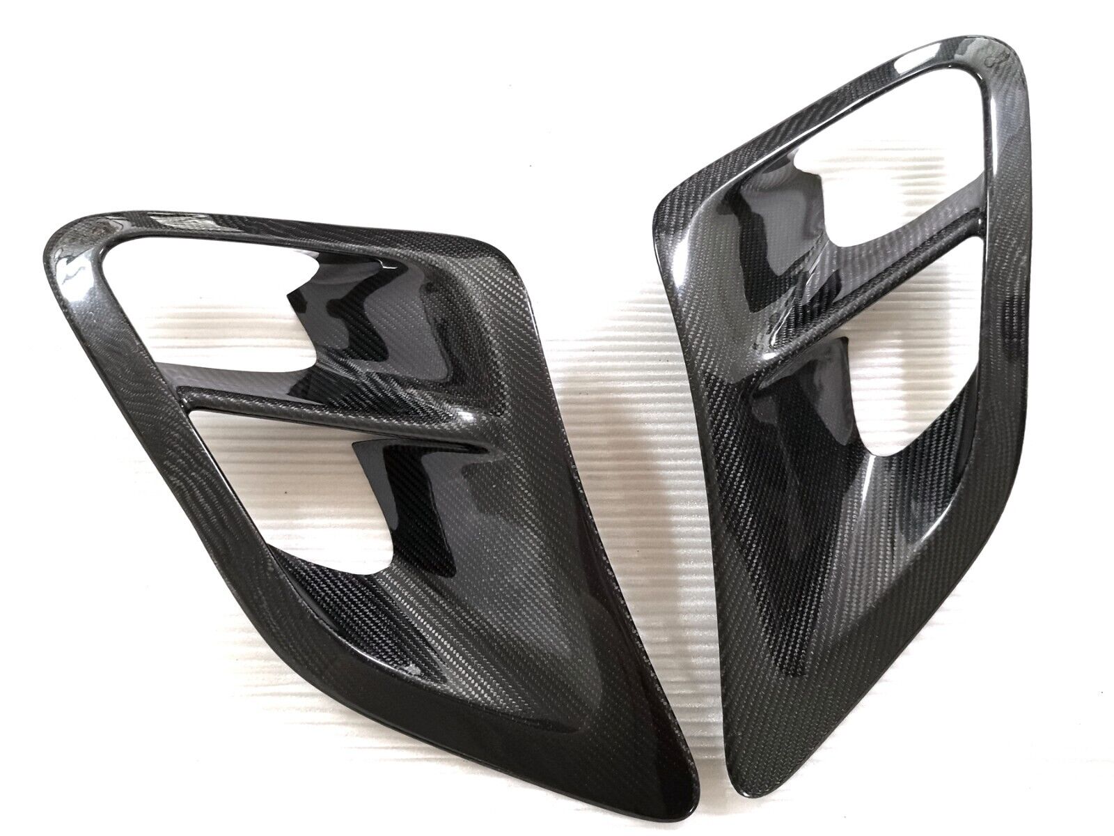 Carbon Side Air Intake Scoops Vents for 2007-2010 Porsche 997 Turbo & GT2 Turbo