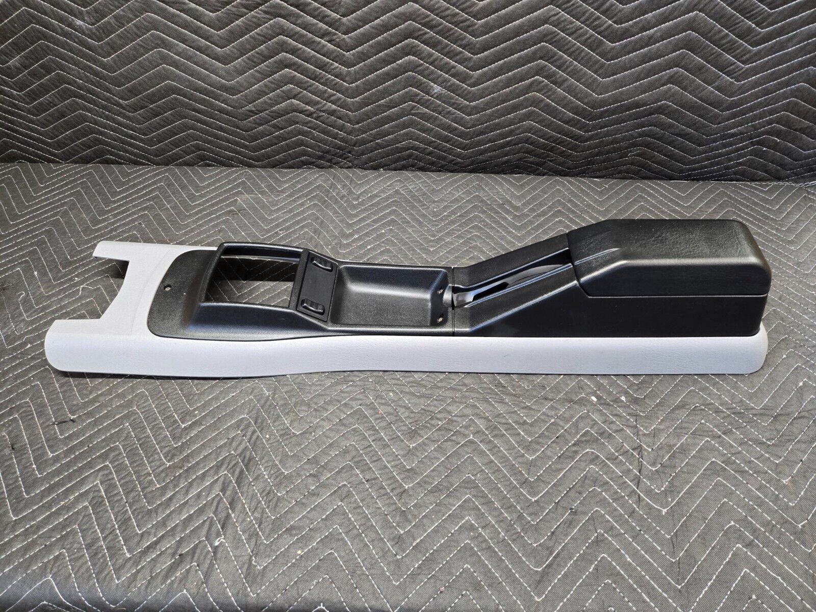 Ford Merkur XR4Ti Center Console Assembly Trim Panels