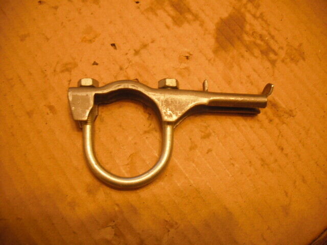 FORD CORTINA  MK3 GENUINE FORD Exhaust Hanger Clamp 71BB-5A235-GA New old stock