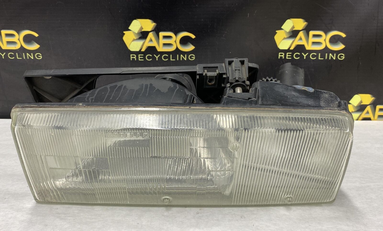 1987-1993 Cadillac Allante Headlamp Assembly Left LH Driver's OEM 87-93