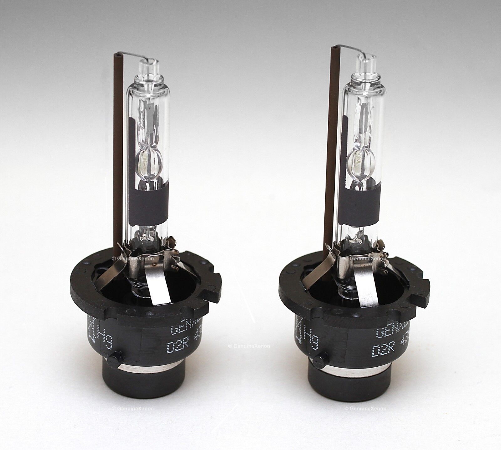 2x NEW D2R Xenon HID 85126 Replacement Bulbs Headlight Lamp 35W Bulb