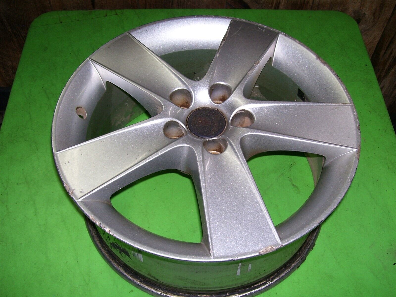 08 SAAB 9-3 Factory OEM 7.5X17 Aluminum Wheel DAMAGED (B) 12759551