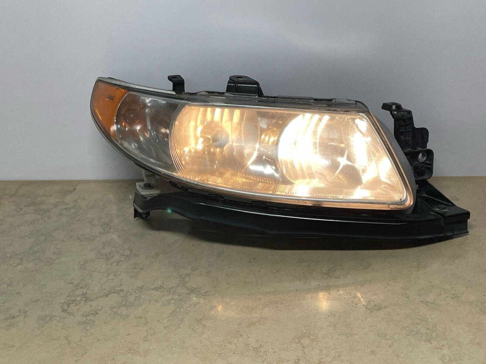 05-06 Saab 9-2x 9-2 Headlight Lamp Front Light Right PASSENGER Side OEM