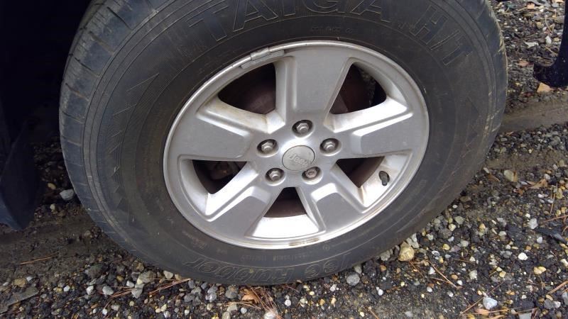 Wheel 16x7 Alloy Painted Silver Fits 08-12 LIBERTY 939980