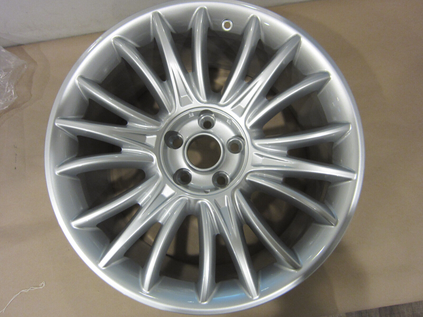 Maserati Quattroporte. Rear Wheel/Rim. 10X19. (NEW). Part#670013452