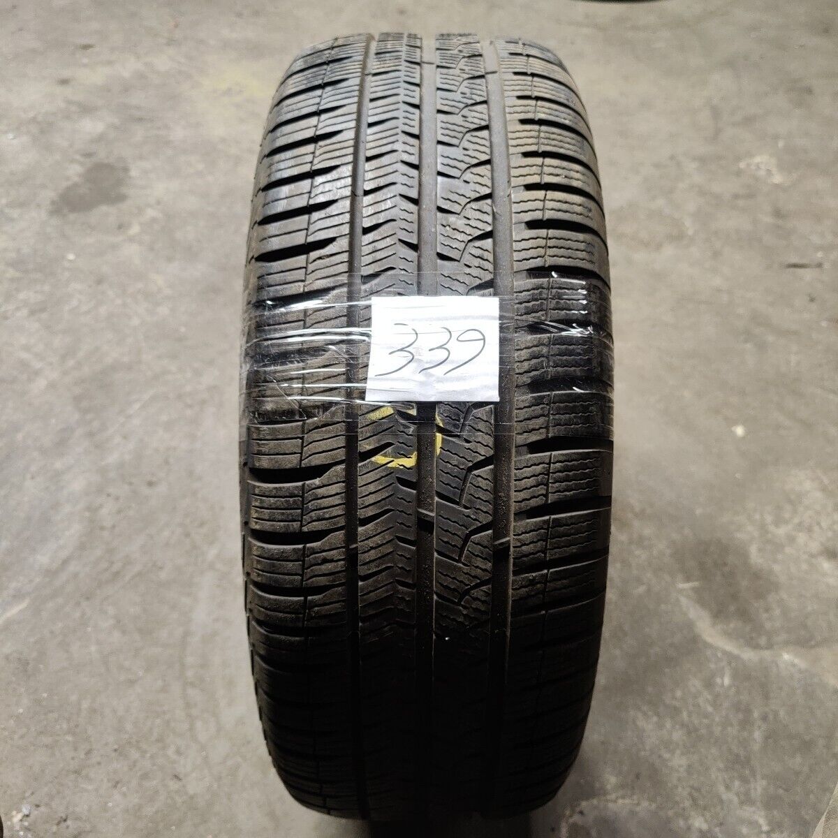 225/55 R16 Apollo Used 5.1mm (339)  free fit available