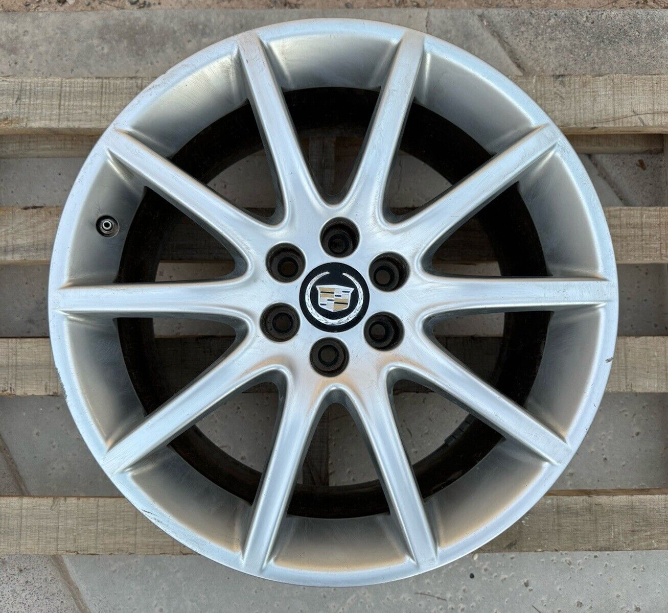 [OEM] 2006-2009 Cadillac CTS-V, STS-V Hyper Silver Wheel (19x9.5 +56mm) (6x4.5)