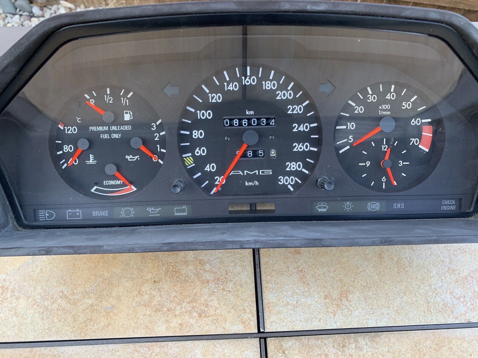 Mercedes W124 300E 300CE  300TE  300 K/H AMG speedometer cluster 86K Kms