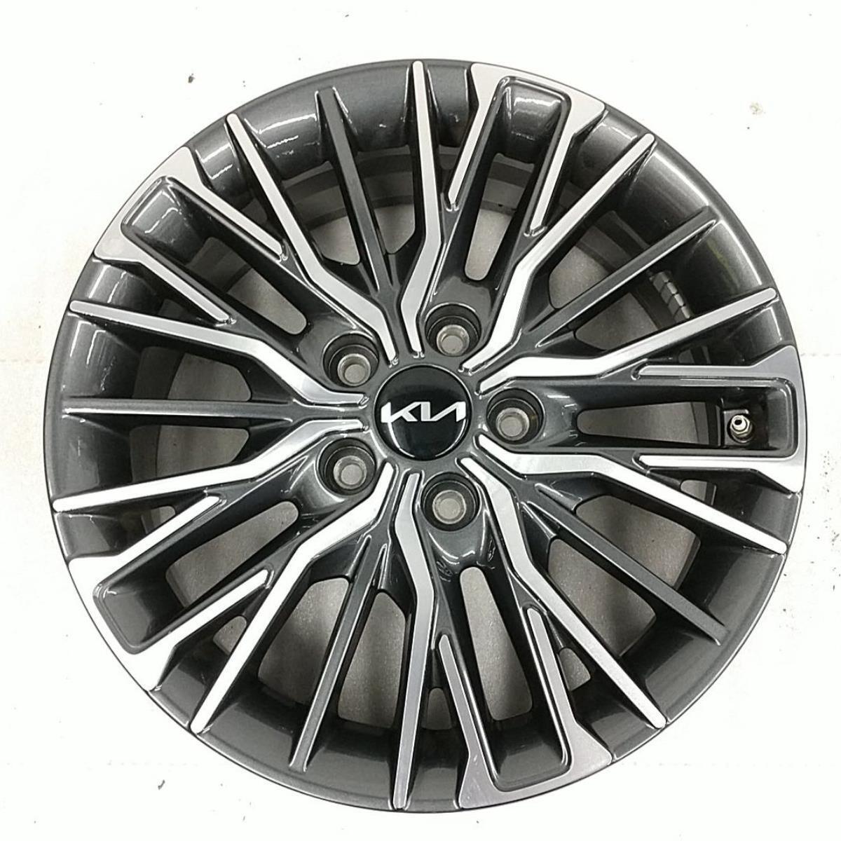 (1) Wheel Rim For Forte Like New OEM Machined Silver
