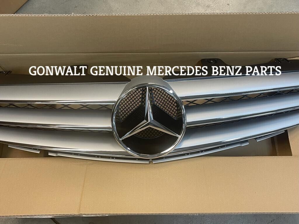 Mercedes Benz Genuine CL550 CL600 CL63 AMG 2007-2010 Front Grille 21688000839776