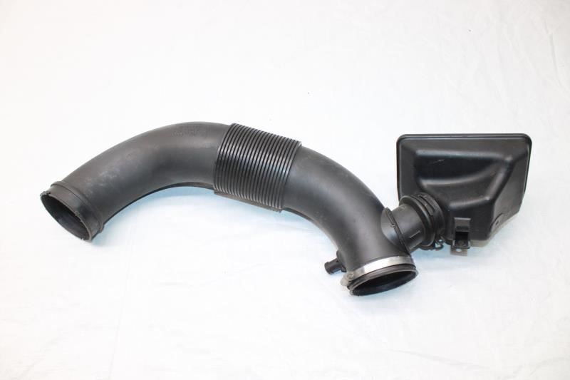 2002 PORSCHE BOXSTER 986 CONVERTIBLE #307 AIR INTAKE TUBE DUCT PIPE RESONATOR