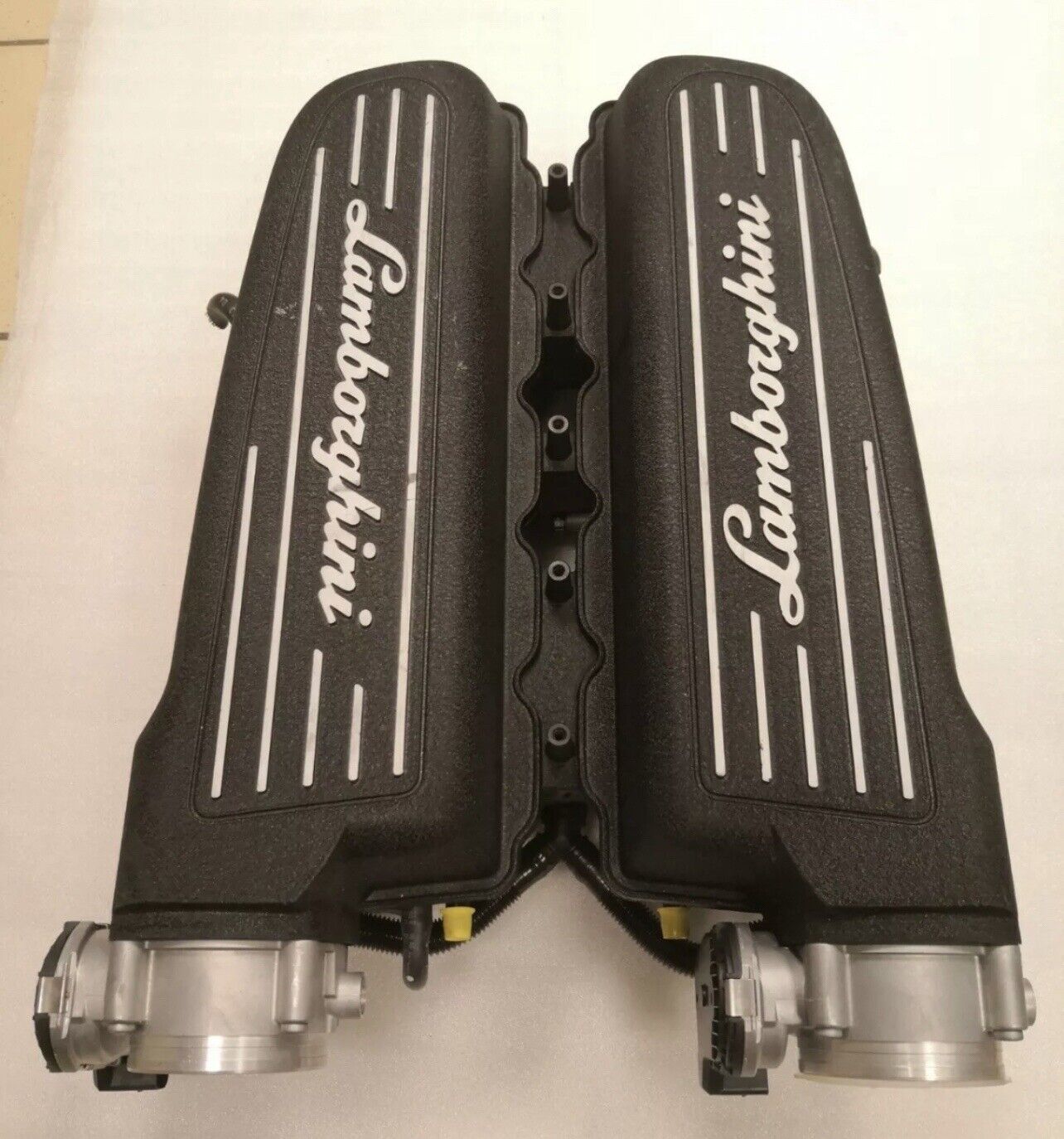 Used OEM Lamborghini Huracan “Black” Air Intake Manifold + Throttle Bodies