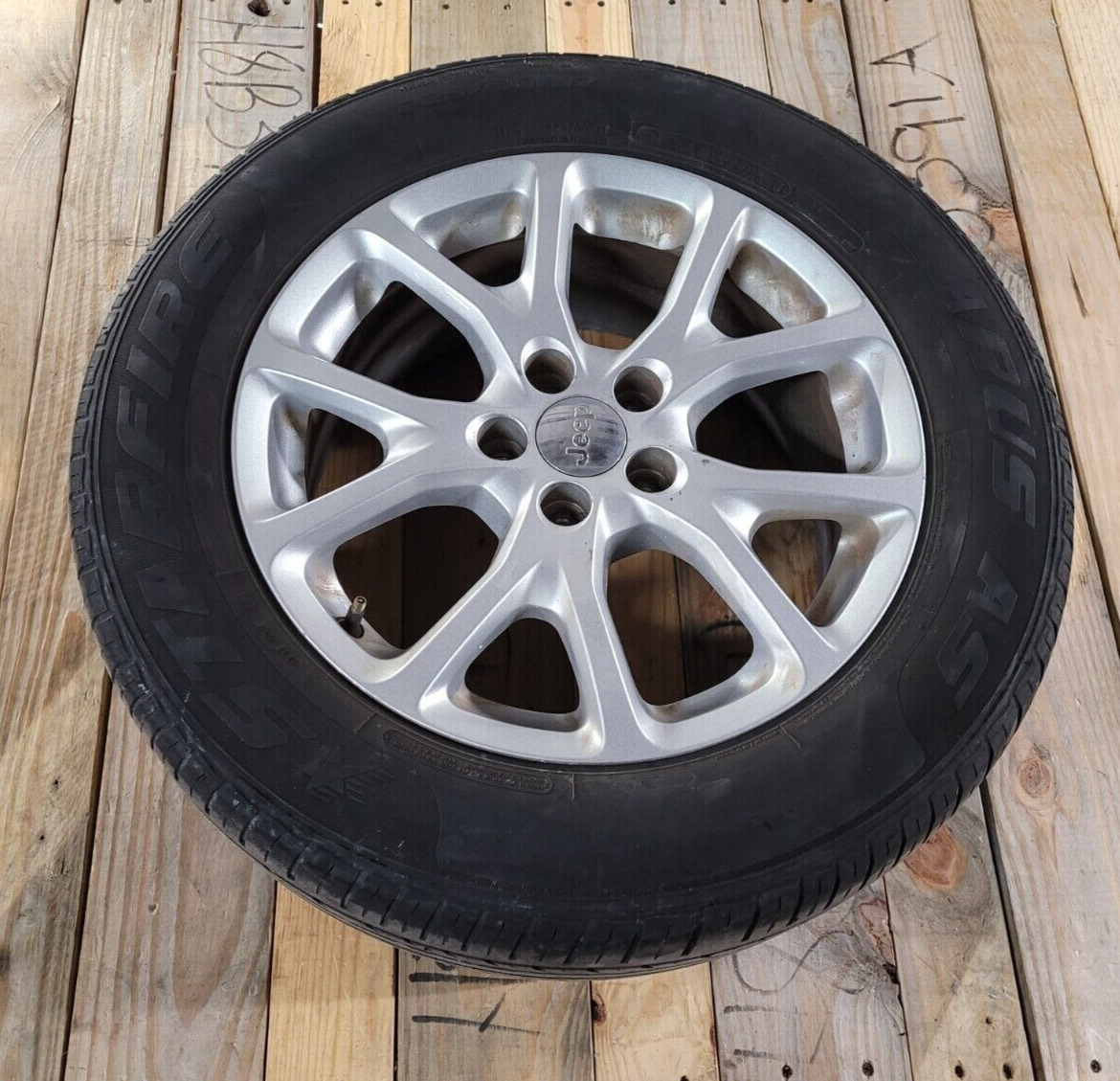 2014 - 2022 Jeep Cherokee Wheel Rim Aluminum FACTORY with Tire 225/60/R17