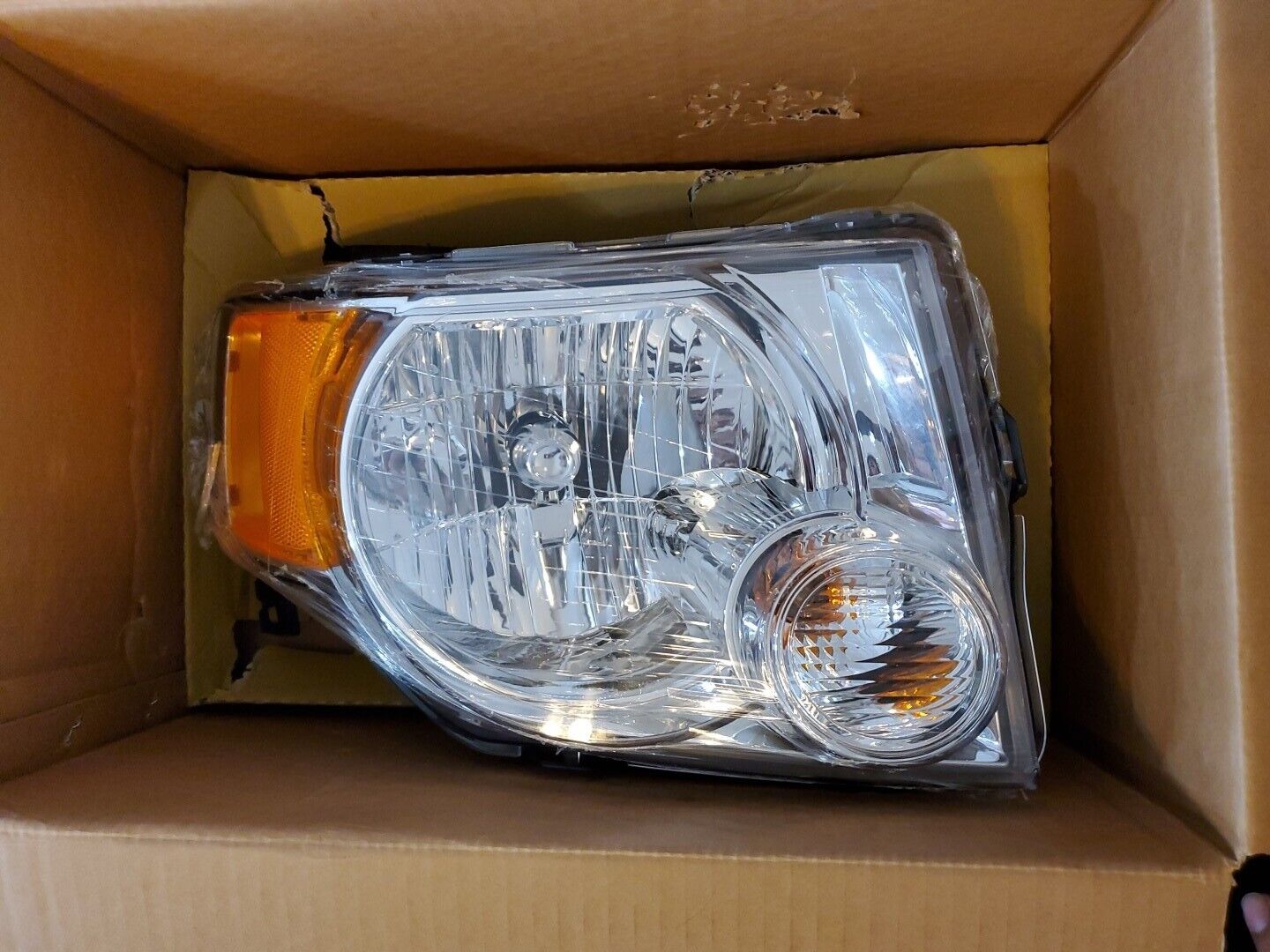 Headlight For 2008-2012 Ford Escape Right Chrome Housing With Bulb CAPA