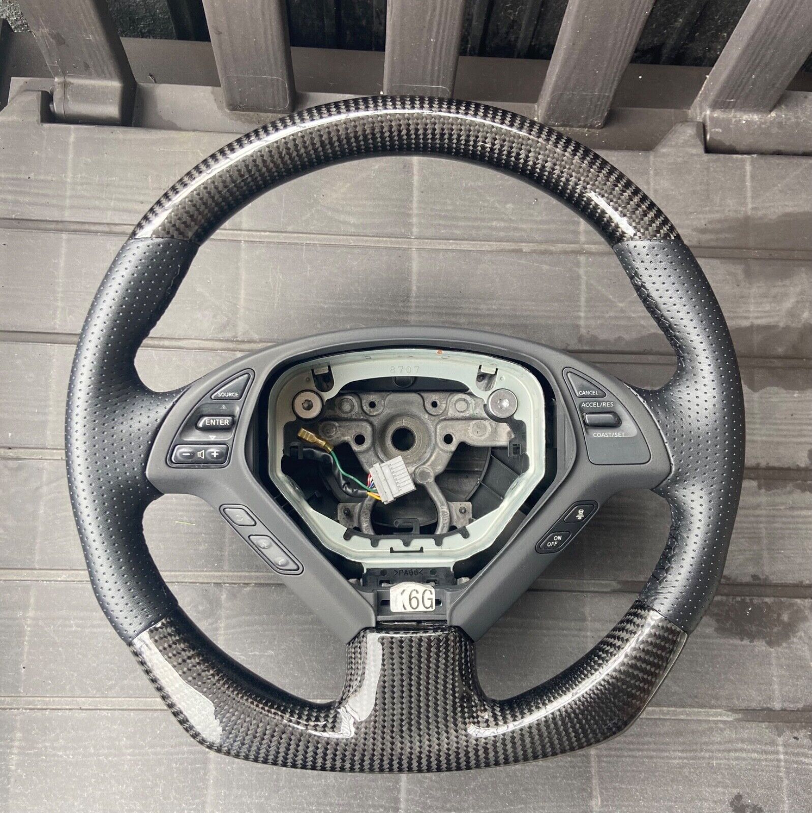 Infiniti G25 G35 G37 Carbon Fiber Flat Bottom steering wheel